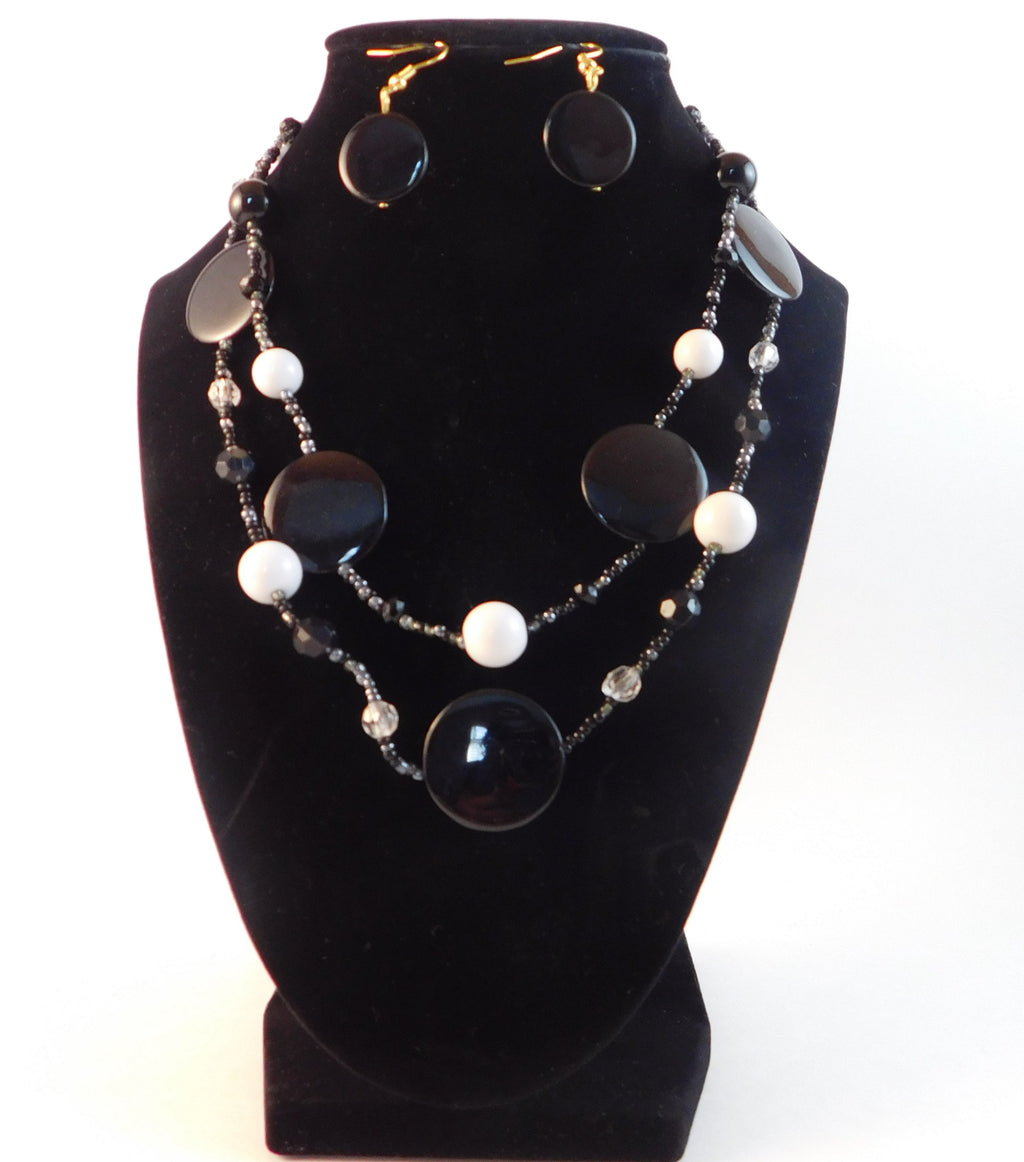 Multi Shell Strand Pearl Beaded Necklace and Earring Set