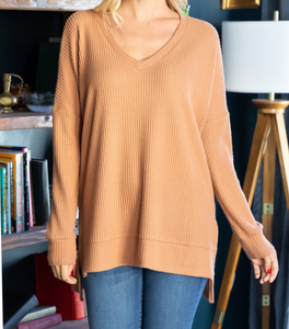 BRUSHED THERMAL WAFFLE V-NECK HI-LOW HEM SWEATER